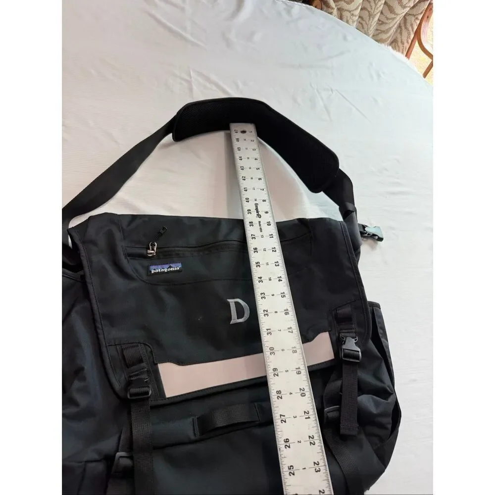 Patagonia Half Mass Black Messenger Crossbody Travel Laptop Bag